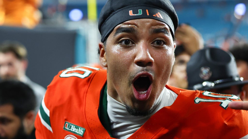 No. 3 Miami downs Florida State 43-35 in double-overtime thriller — CBS Miami, Fleming Island Sports news
