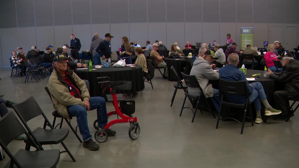 Minnesota veterans receiving claims assistance, health exams at clinic — WCCO / CBS Minnesota, Fleming Island Arts news