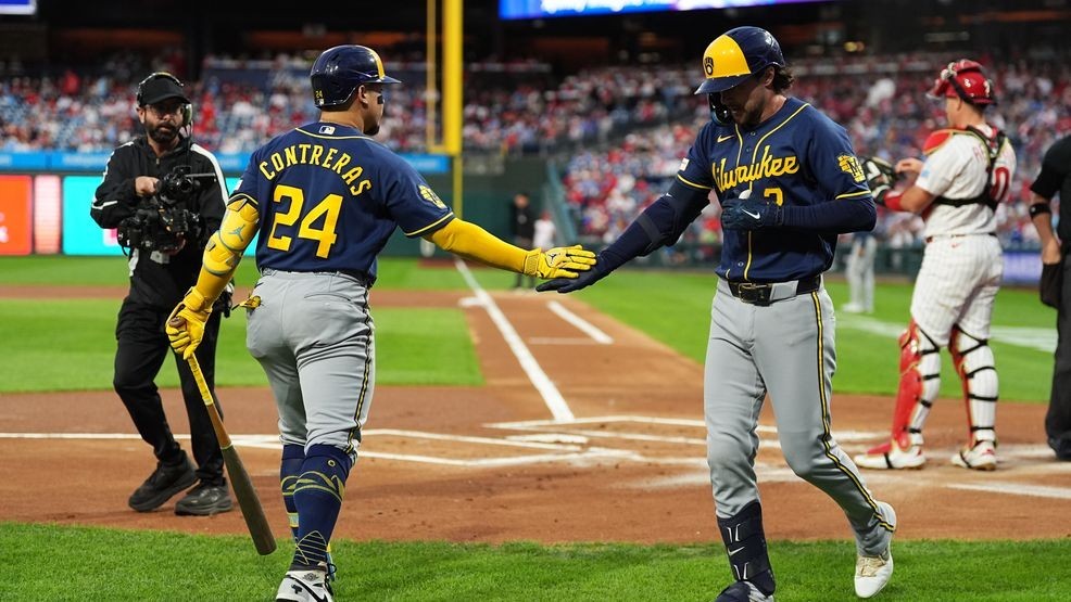 Yelich, Turang homer as Brewers win 99th game of season, beating Philadelphia 4-1 — Fox 11 Green Bay Sports, Fleming Island Sports news