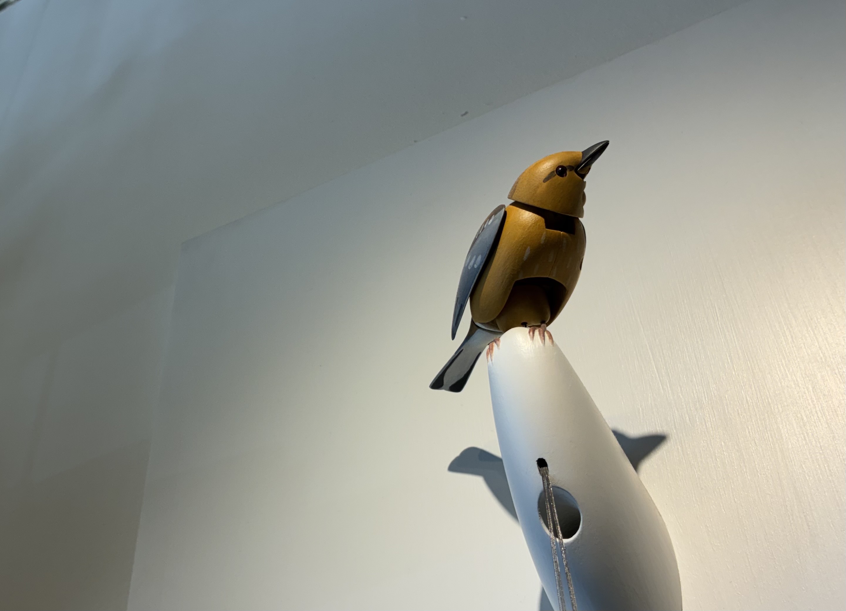 A visit to Art of Play, the BK store in an animatronic bird beef with Kelly Clarkson — Gothamist