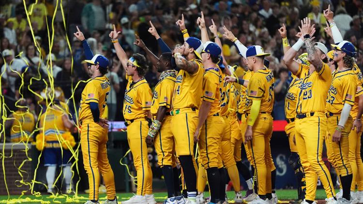 Savannah Bananas announce 2027 Banana Ball tour stops, how to get tickets — First Coast News Sports JAX, Fleming Island Sports news