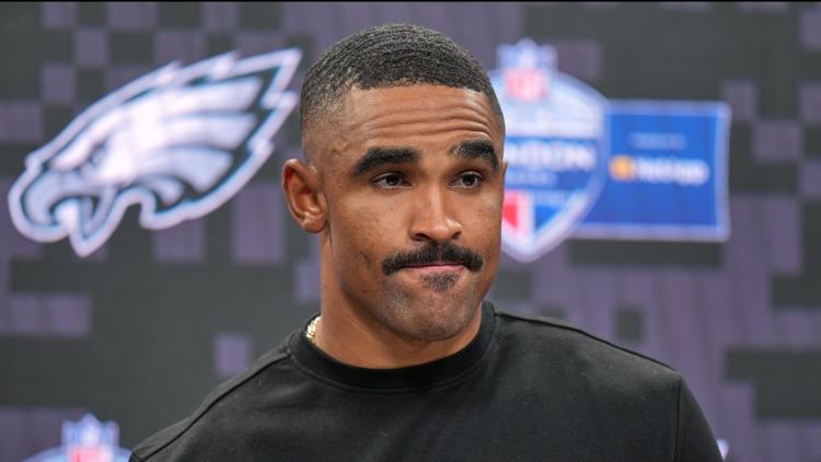Eagles QB Jalen Hurts sidelined indefinitely with blood clots that could cost him the season — First Coast News Sports JAX, Fleming Island Sports news