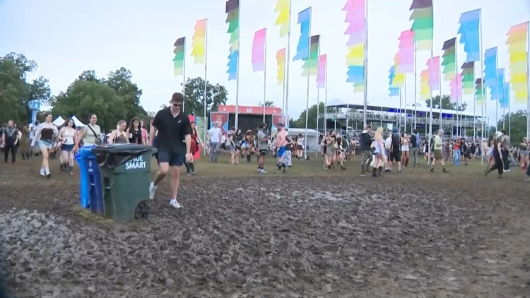 Zilker Park's Great Lawn remains closed following ACL Fest restoration — KENS 5 (San Antonio), Fleming Island Community news