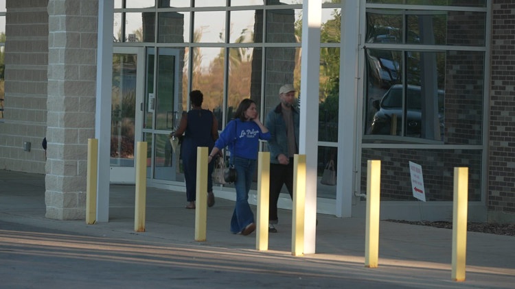 Some Tarrant County voters turned away after arriving too late to vote early in Fort Worth — WFAA (Dallas-Fort Worth), Fleming Island Community news