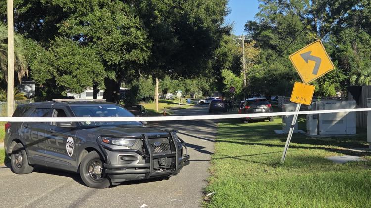 Homicide investigation underway after man found shot inside Arlington home — First Coast News Local, Fleming Island Community news